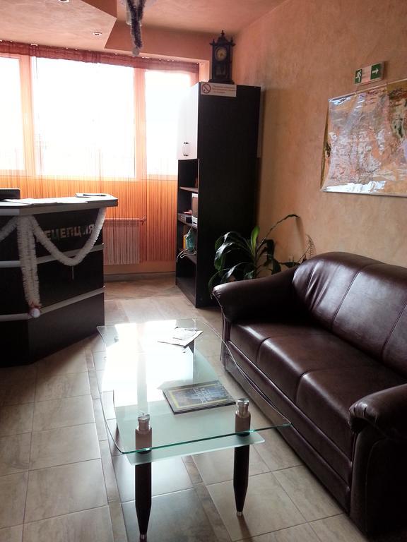 Family Hotel Yola تشبيلار المظهر الخارجي الصورة