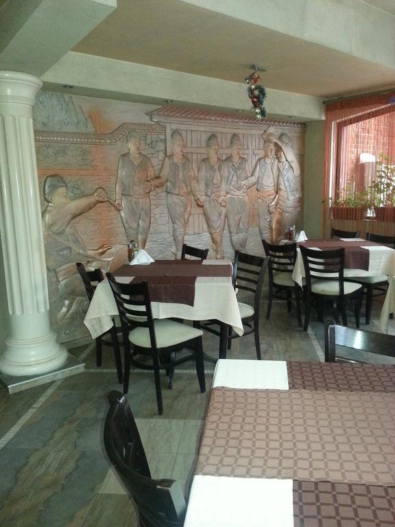 Family Hotel Yola تشبيلار المظهر الخارجي الصورة