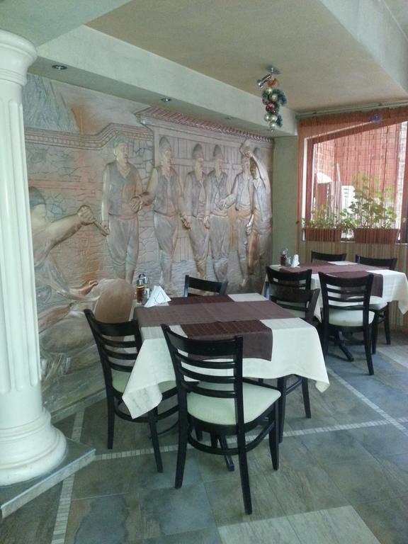 Family Hotel Yola تشبيلار المظهر الخارجي الصورة