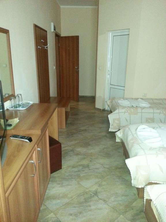Family Hotel Yola تشبيلار الغرفة الصورة