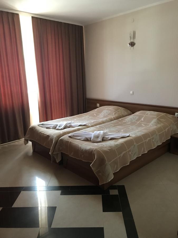 Family Hotel Yola تشبيلار المظهر الخارجي الصورة