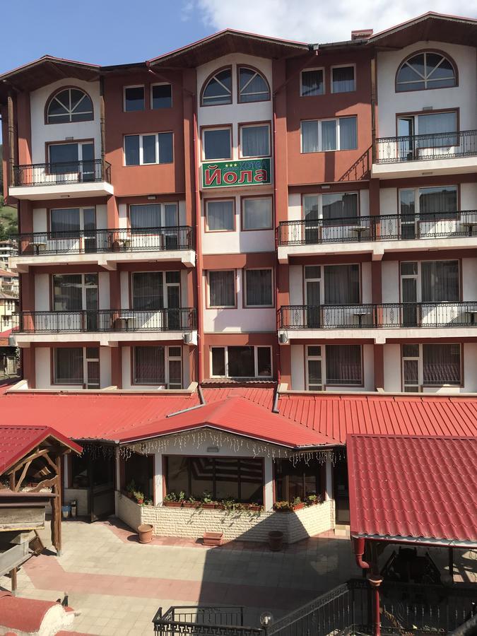 Family Hotel Yola تشبيلار المظهر الخارجي الصورة